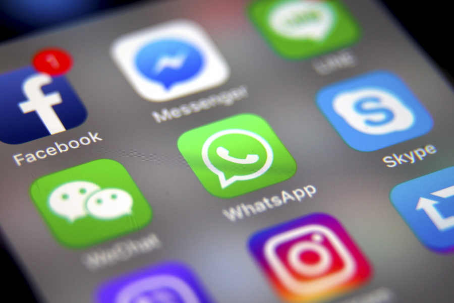 Πολύωρο «μπλακ ουτ» σε Facebook, Instagram και Whatsapp – Τι απαντά το  Facebook