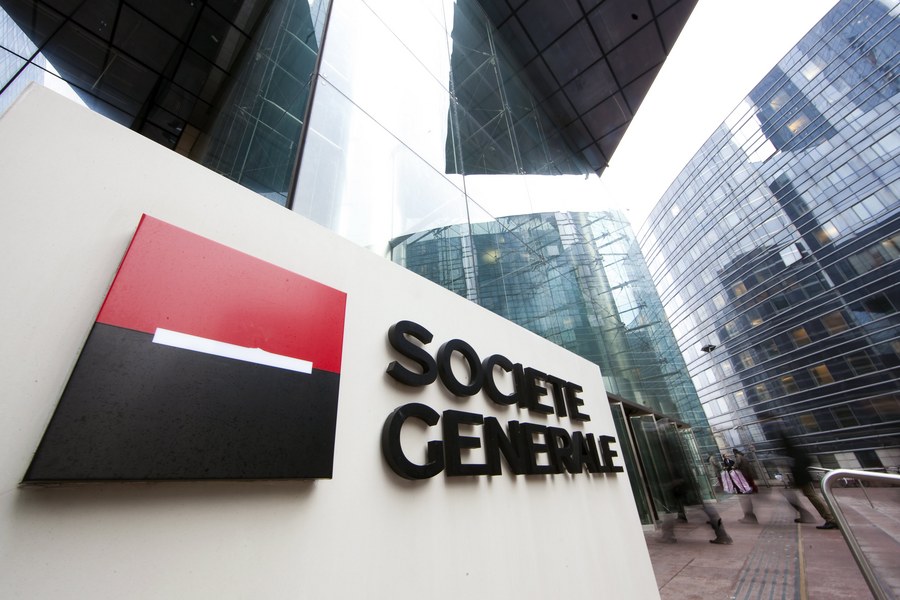 Societe Generale: «Βλέπει» ανάκτηση επενδυτικής βαθμίδας τον Απρίλιο για την Ελλάδα