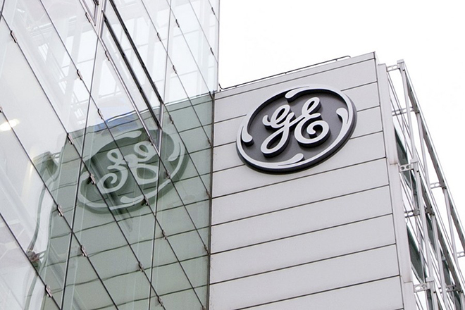 Η General Electric ετοιμάζει «τσεκούρι» στο 25% του προσωπικού της αεροναυπηγικής μονάδας