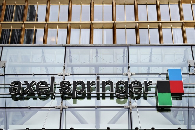 Ο εκδοτικός κολοσσός Axel Springer ενδιαφέρεται να αγοράσει το τμήμα αγγελιών του eBay