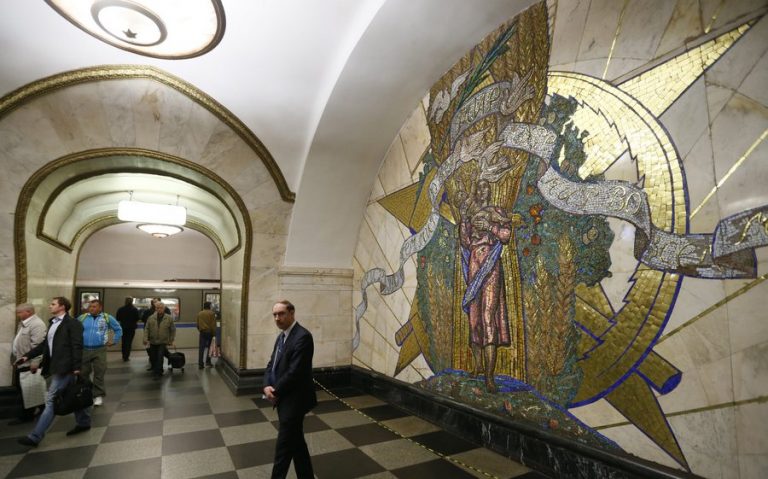 Δύο νεκροί από πυροβολισμούς σε σταθμό μετρό της Μόσχας