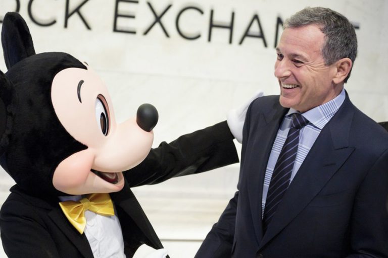Ανιψιά του Walt Disney: «Εξωφρενικό» το ποσό που πληρώθηκε το 2018 ο CEO της Disney