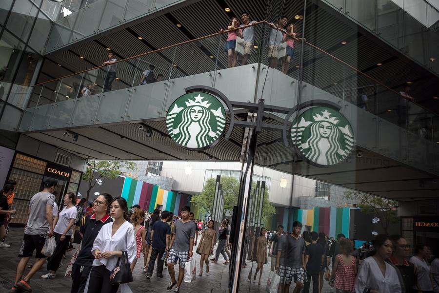 ΗΠΑ: Η Starbucks απέλυσε εργαζόμενους που ήθελαν να συνδικαλιστούν