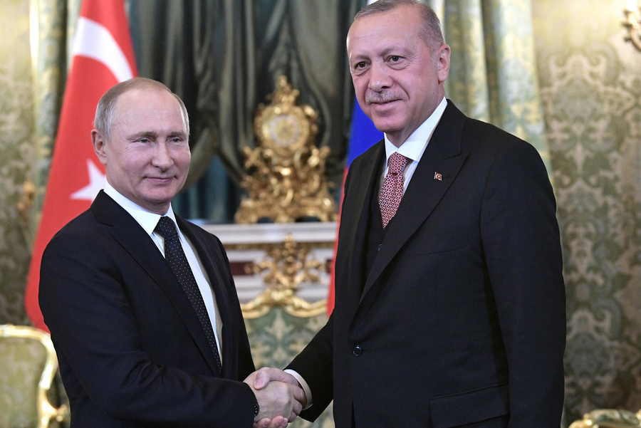 Άμεση προτεραιότητα του Πούτιν να πουληθούν οι S-400 στην Τουρκία