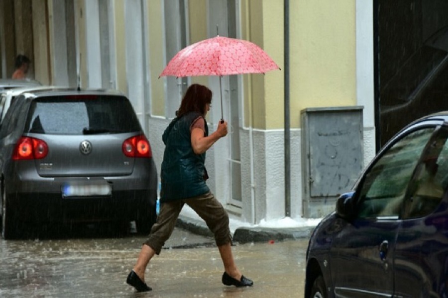 Καιρός: Έκτακτο δελτίο επιδείνωσης με καταιγίδες και χαλάζι – Ποιες περιοχές επηρεάζονται