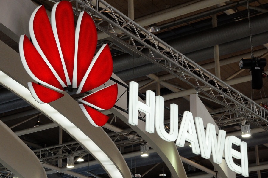 Υπάλληλοι της Huawei εργάστηκαν σε ερευνητικά προγράμματα του κινεζικού στρατού