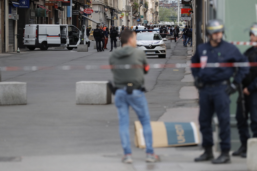 Καμία ανάληψη ευθύνης για τη χθεσινή βομβιστική επίθεση στη Λιόν της Γαλλίας