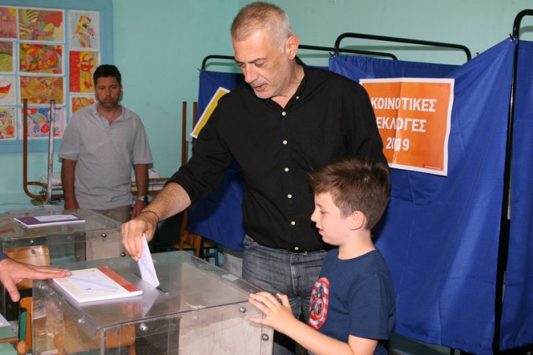 Με 45,1% περνά πανηγυρικά στον β’ γύρο ο Γιάννης Μώραλης στον Δήμο Πειραιά