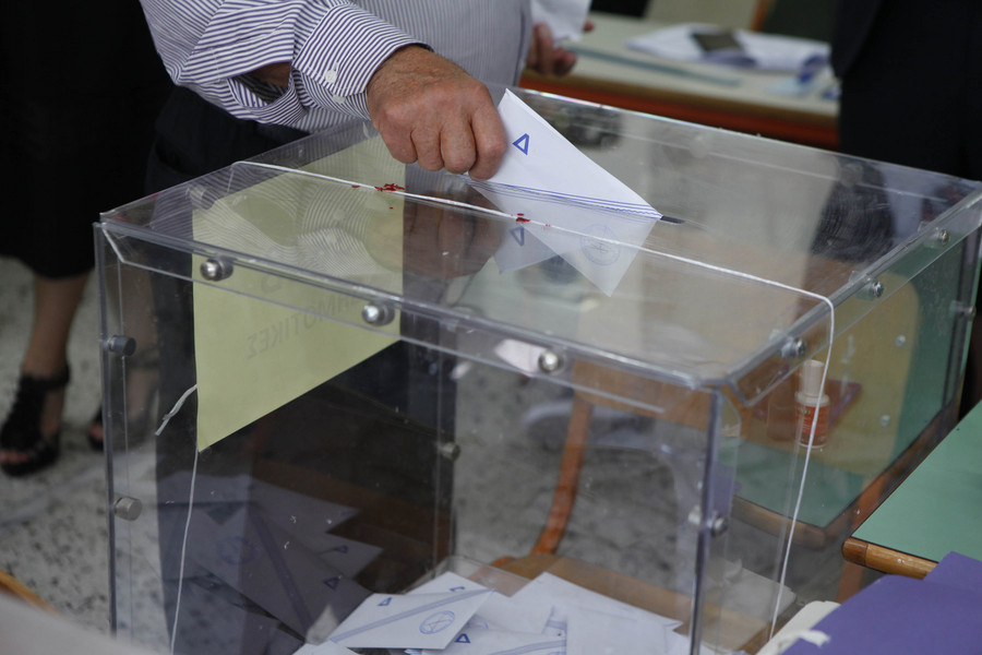 Δημοσκόπηση MRB: Στο 11,2% η “ψαλίδα” ΝΔ-ΣΥΡΙΖΑ- Ποιος αρχηγός κέρδισε στη ΔΕΘ