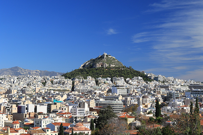 «Σύννεφα» πάνω από την αγορά ακινήτων για τους επόμενους εννέα μήνες