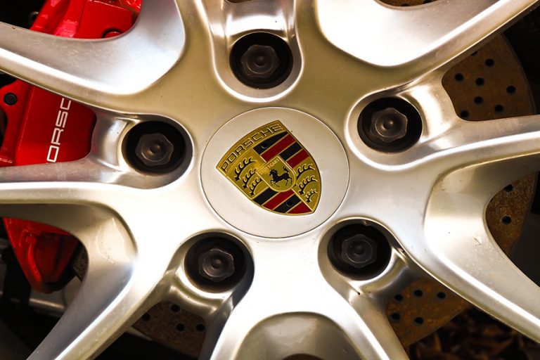Η Volkswagen εξετάζει το ενδεχόμενο αρχικής δημόσιας προσφοράς για την Porsche