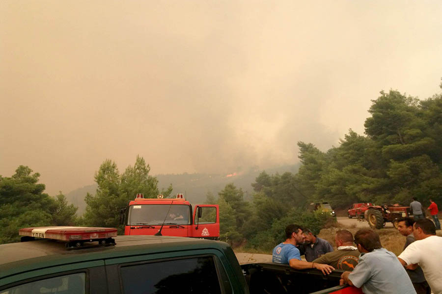 Σε εξέλιξη βρίσκεται πυρκαγιά στο Πεταλίδι Μεσσηνίας – Σημειώθηκαν 55 δασικές πυρκαγιές σε 24 ώρες