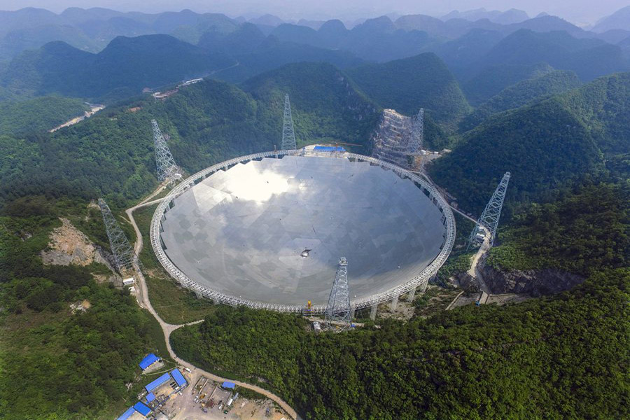Από σήμερα λειτουργεί επίσημα το «Μάτι του Ουρανού», το μεγαλύτερο ραδιοτηλεσκόπιο στον κόσμο