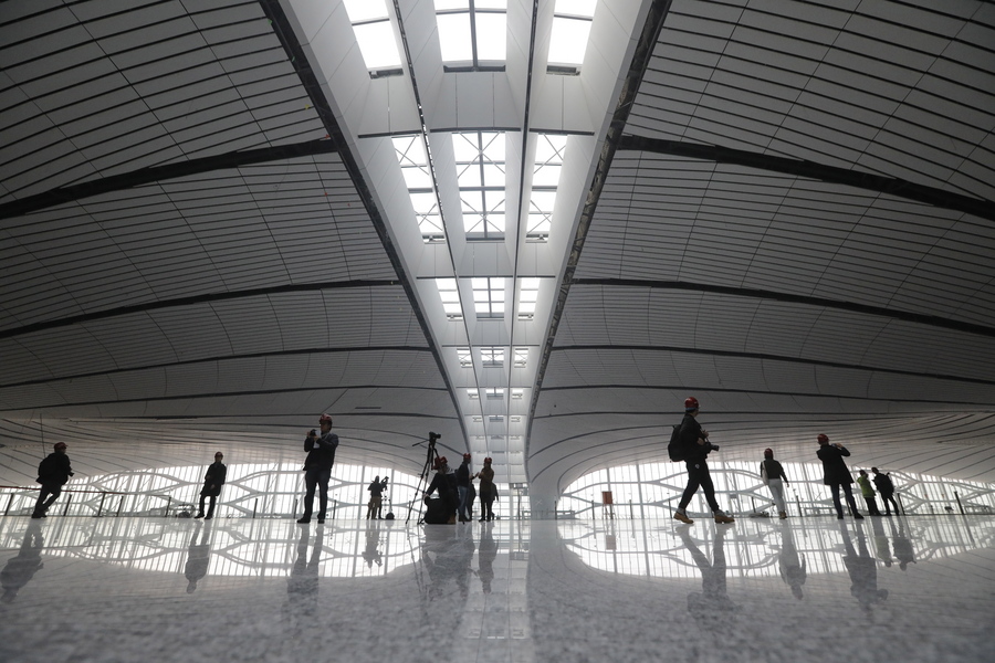 Άνοιξε τις πύλες του το γιγαντιαίο αεροδρόμιο Daxing στο Πεκίνο (Φωτογραφίες και Βίντεο)