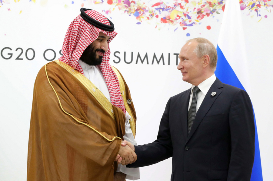 Ρωσία και Σαουδική Αραβία έρχονται πολύ πιο κοντά