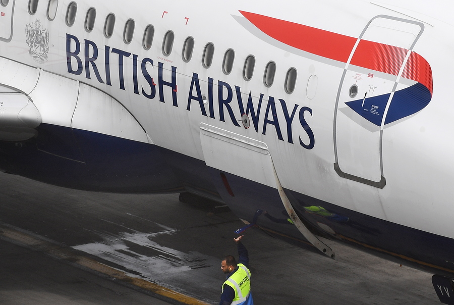 Η British Airways ακυρώνει εκατοντάδες πτήσεις αυτό το καλοκαίρι