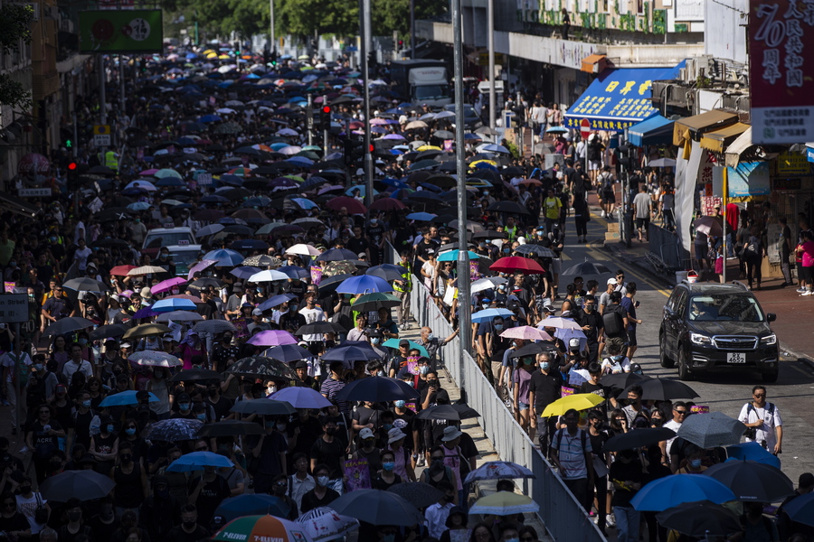 Χονγκ Κονγκ: Έξι μήνες αντικυβερνητικών διαδηλώσεων
