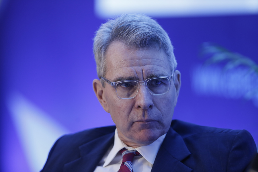 To μήνυμα του Geoffrey Pyatt: Θα στηρίξουμε μετά την κρίση τις επενδύσεις και την ανάπτυξη στην Ελλάδα (βίντεο)