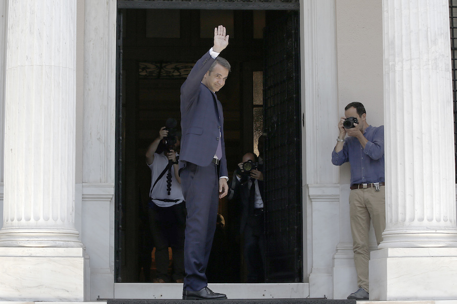100 μέρες κυβέρνησης ΝΔ: Πώς αξιολογεί την πορεία της, τι απαντά ο ΣΥΡΙΖΑ
