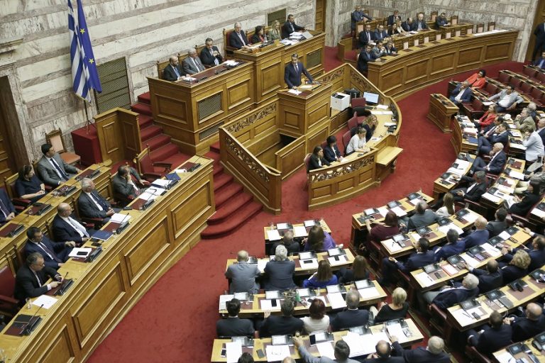 «Λευκός καπνός» στη διακομματική για την ψήφο των Ελλήνων εξωτερικού