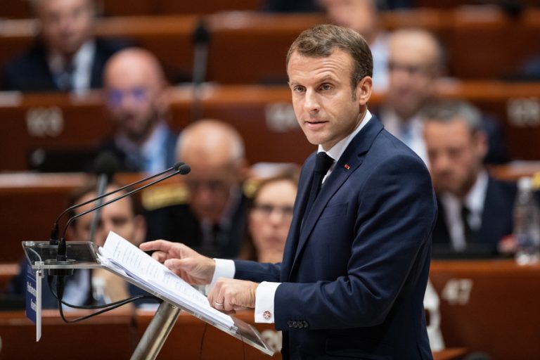 Έκκληση Μακρόν για την ενδυνάμωση της Ευρώπης απέναντι στην «επιστροφή των μεγάλων φόβων»