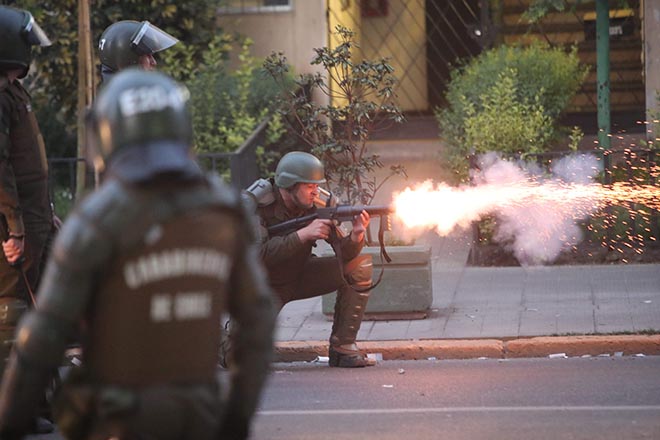 «Καζάνι» που βράζει η Χιλή: Στους 11 οι νεκροί από τις ταραχές – Πού οφείλεται η οργή των διαδηλωτών;