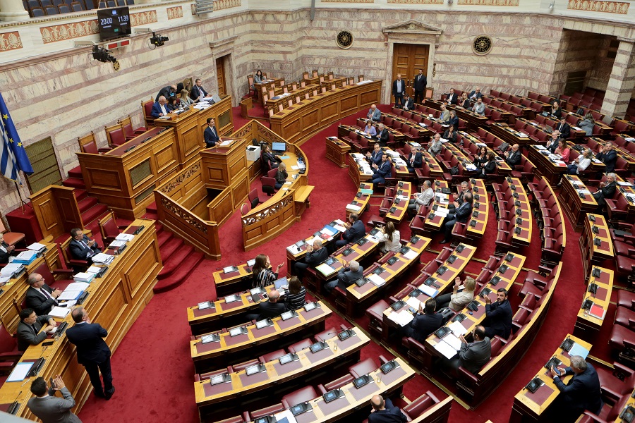 Σε δημόσια διαβούλευση το σχέδιο νόμου για την ψήφο των Ελλήνων του εξωτερικού