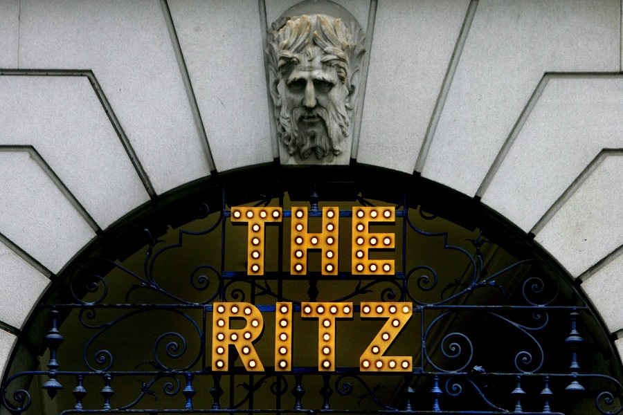 Αλλάζει τελικά χέρια το διάσημο ξενοδοχείο Ritz του Λονδίνου;