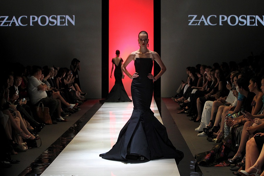 Κλείνει ο εμβληματικός οίκος μόδας Zac Posen