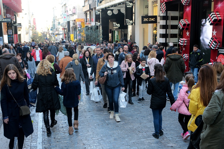 Εορταστικό ωράριο: Ανοιχτά αύριο τα μαγαζιά- Ποιες Κυριακές θα είναι ανοιχτά, το ωράριο λειτουργίας