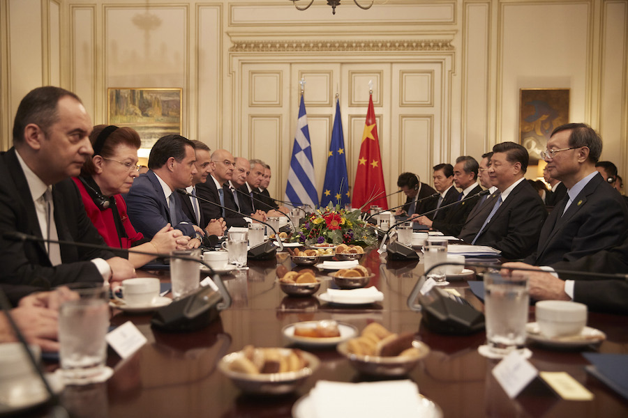 Οι 16 συμφωνίες Ελλάδας – Κίνας που έκλεισαν με την επίσκεψη Σι Τζινπίνγκ