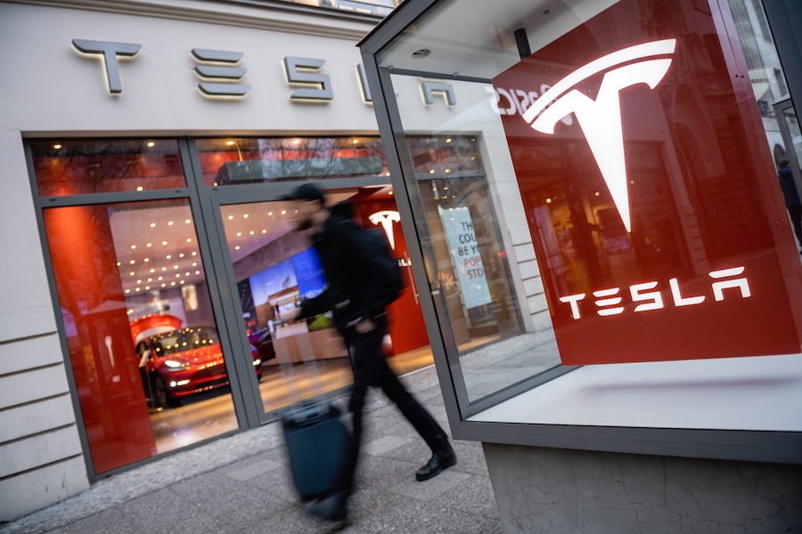 Γιγαντιαία επένδυση της Tesla στη Γερμανία σε ένα νέο εργοστάσιο που θα φέρει ως 10.000 θέσεις εργασίας