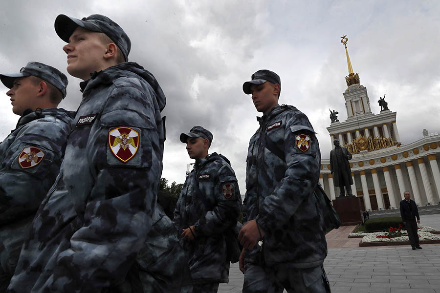Μόσχα: Πυροβολισμοί κοντά στην Ομοσπονδιακή Υπηρεσία Ασφαλείας – Για «τρομοκρατική ενέργεια» κάνουν λόγο οι μυστικές υπηρεσίες
