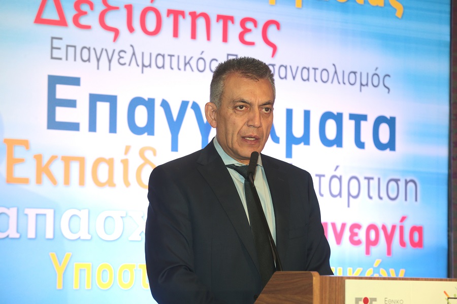 Βρούτσης: Αυξήσεις ως 252 ευρώ σε ένα εκατομμύριο συντάξεις