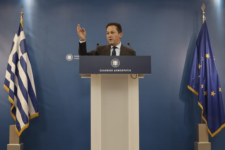 Απάντηση της κυβέρνησης στον Ερντογάν: Ό,τι και να λέει εμείς δεν ακολουθούμε σε χαρακτηρισμούς