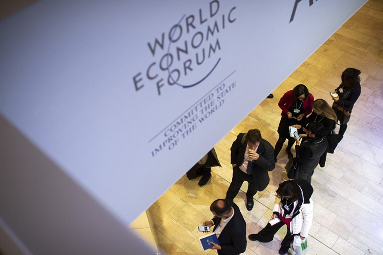 Συνάντηση Μπάιντεν-Σι Τζινπίνγκ στη Σύνοδο του Παγκόσμιου Οικονομικού Φόρουμ