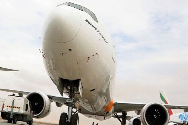 Καθηλώνονται δεκάδες Boeing 777- Στις φλόγες κινητήρας στον αέρα