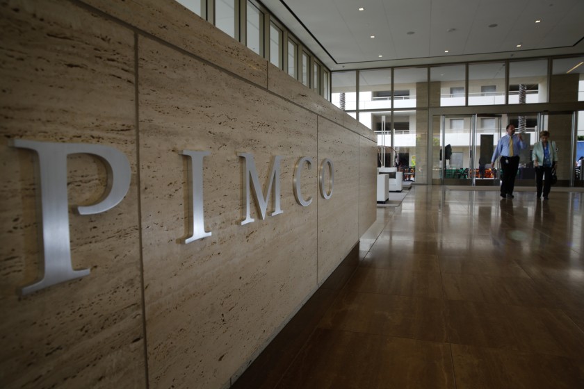 Pimco: Ο κίνδυνος οικονομικού ατυχήματος αυξάνεται 