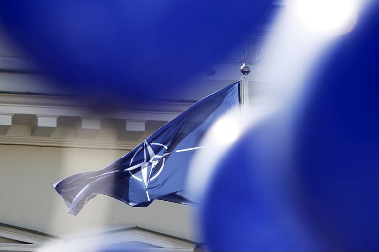 Αποχώρηση- διαμαρτυρία της ελληνικής αντιπροσωπείας από συνέλευση του ΝΑΤΟ
