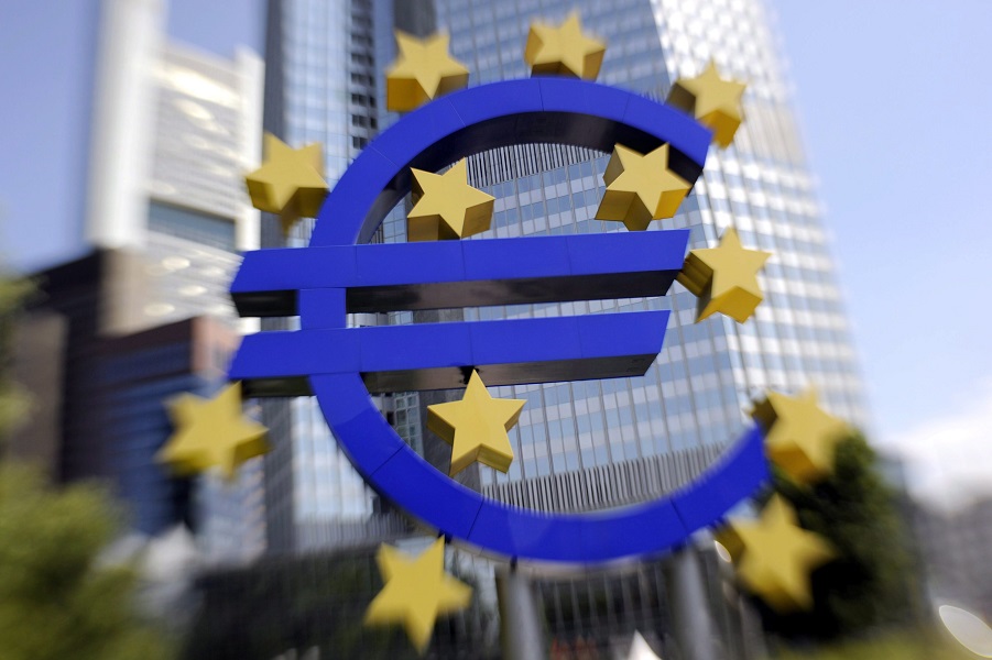 Πιο γρήγορα από το αναμενόμενο αναπτύσσεται η οικονομία της Ευρωζώνης στο β’ τρίμηνο