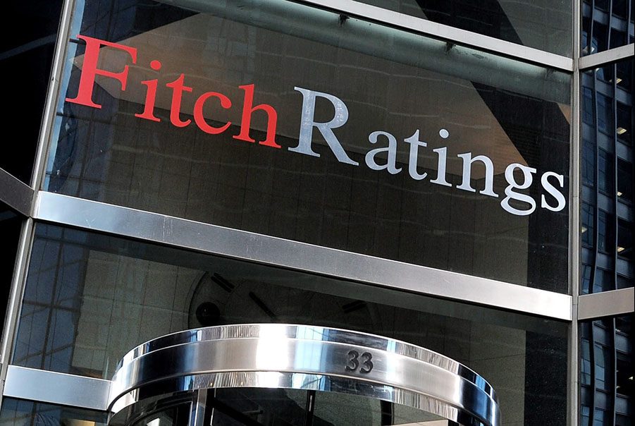 Fitch Ratings: Βιώσιμο αλλά πολύ υψηλό το ελληνικό χρέος
