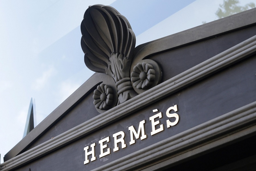 Γιατί πελάτες στην Καλιφόρνια μηνύουν την Hermes – Η τσάντα Birkin και τα δεκάδες χιλιάδες δολάρια