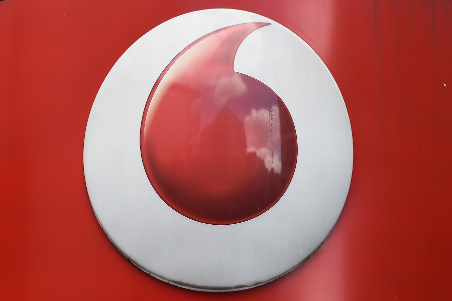 Ανοδικά τα έσοδα της Vodafone, με ώθηση από τις ακριβότερες συνδρομές