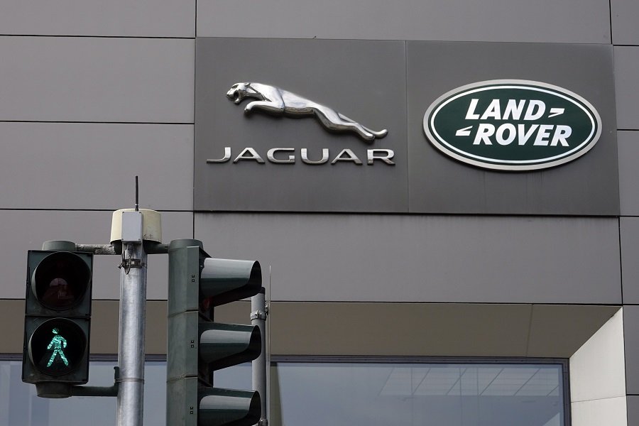 Jaguar Land Rover και Bentley αναστέλλουν την παραγωγή οχημάτων στην Βρετανία μέχρι νεωτέρας
