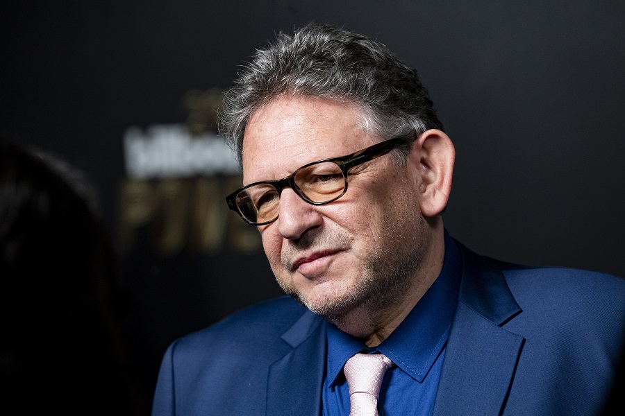 Ο CEO της Universal Music, Λούσιαν Γκρενγκ νοσηλεύεται με κορωνοϊό