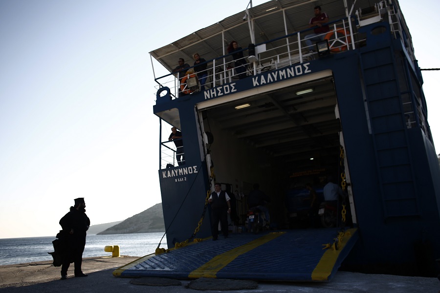 Μία εβδομάδα παράταση στη λειτουργία των ξενοδοχείων σε νησιά, στα οποία διαμένουν εκπαιδευτικοί