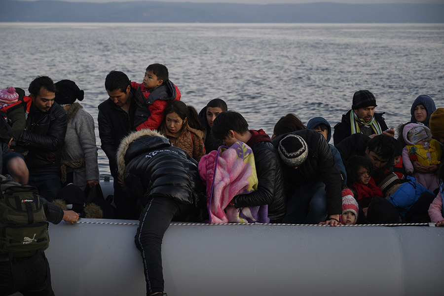 Η τουρκική ακτοφυλακή ανακοίνωσε ότι απαγορεύει πλέον σε μετανάστες να επιχειρούν να διασχίσουν το Αιγαίο