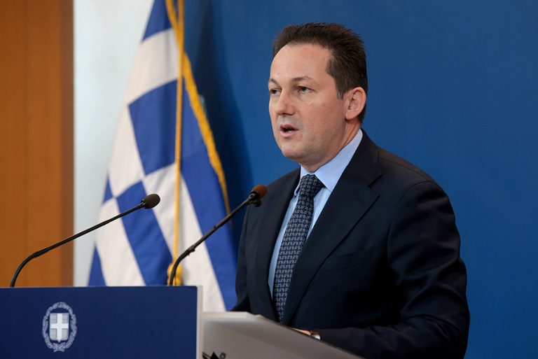 Πέτσας: Αν χρειαστεί θα εντάξουμε και άλλους κλάδους στο πρόγραμμα ενίσχυσης