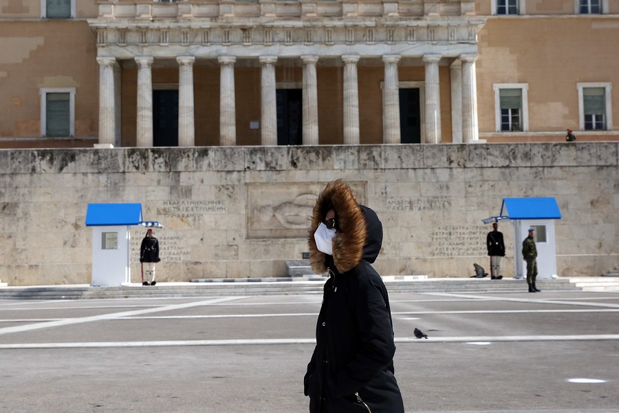 Περιφέρεια Αττικής: 70.000 μάσκες σε Δήμους, ΕΛ.ΑΣ. και στον ΙΣΑ