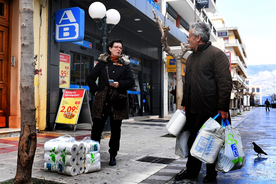 Γεωργιάδης: Εξετάζεται το κλείσιμο των σούπερ μάρκετ τις Κυριακές